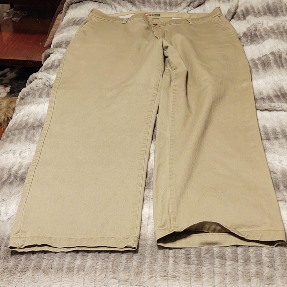 Men's slacks